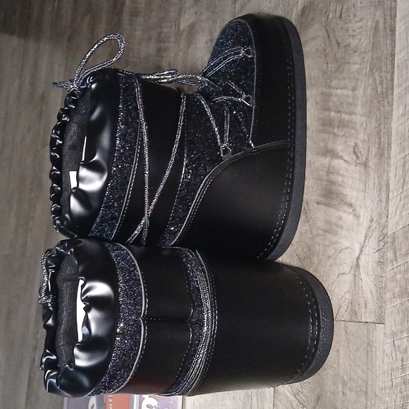 NWT 🌙 black midnight glitter moon boots size 8 - Picture 15 of 17